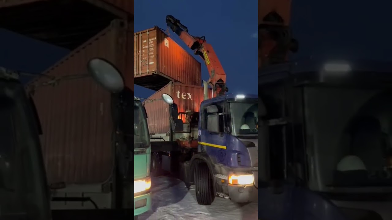 Процесс разгрузки морского контейнера #shorts #container