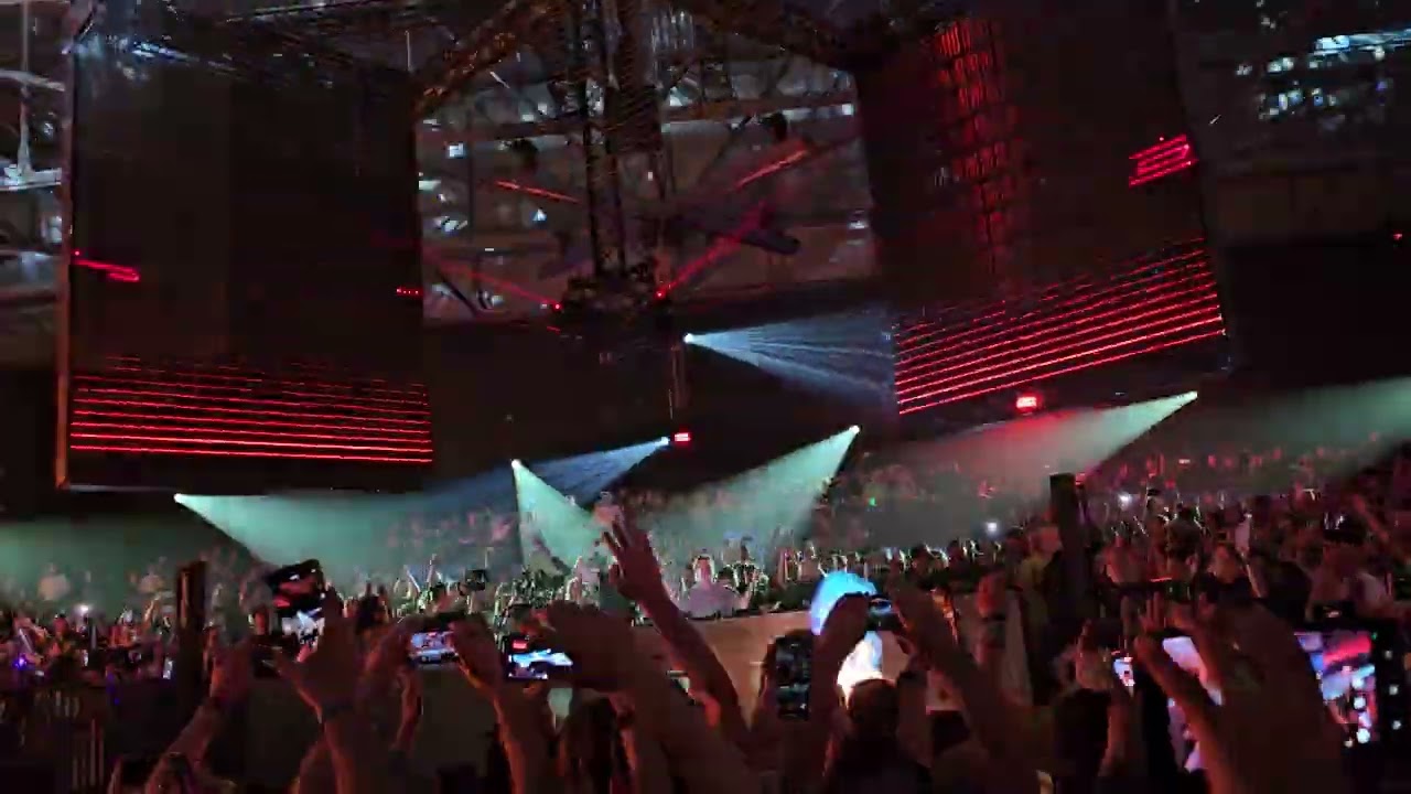Armin van Buuren with Ferry Corsten. Brute @ Ahoy, A State of trance. Rotterdam 2026 (1st day) 