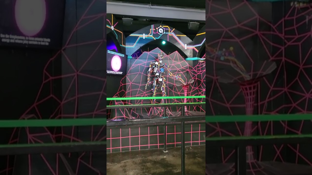Meow Wolf at Elitch Gardens park
