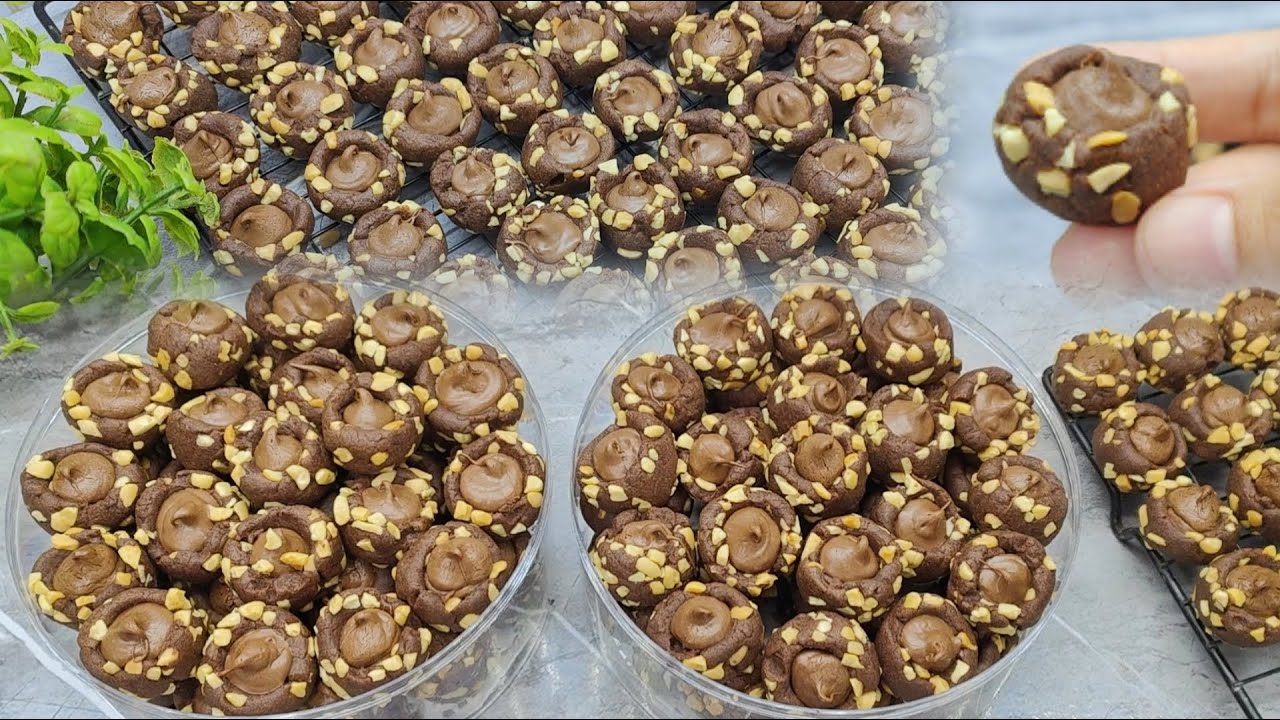 KUE COKLAT PALING ENAK YANG AKU BIKIN, COBAIN AJA !!