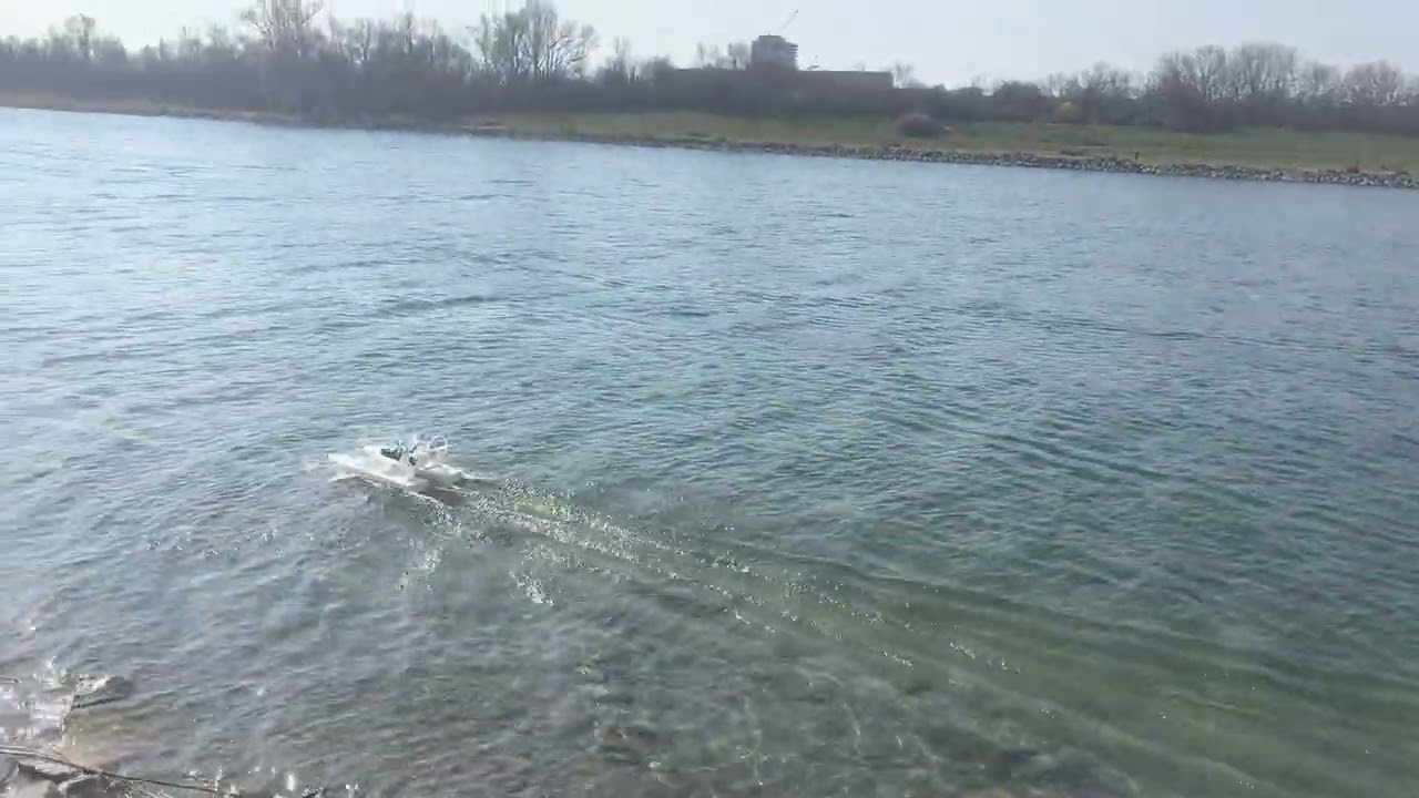 3D printed Quad Prop RC Catamaran test run with hull design v3
