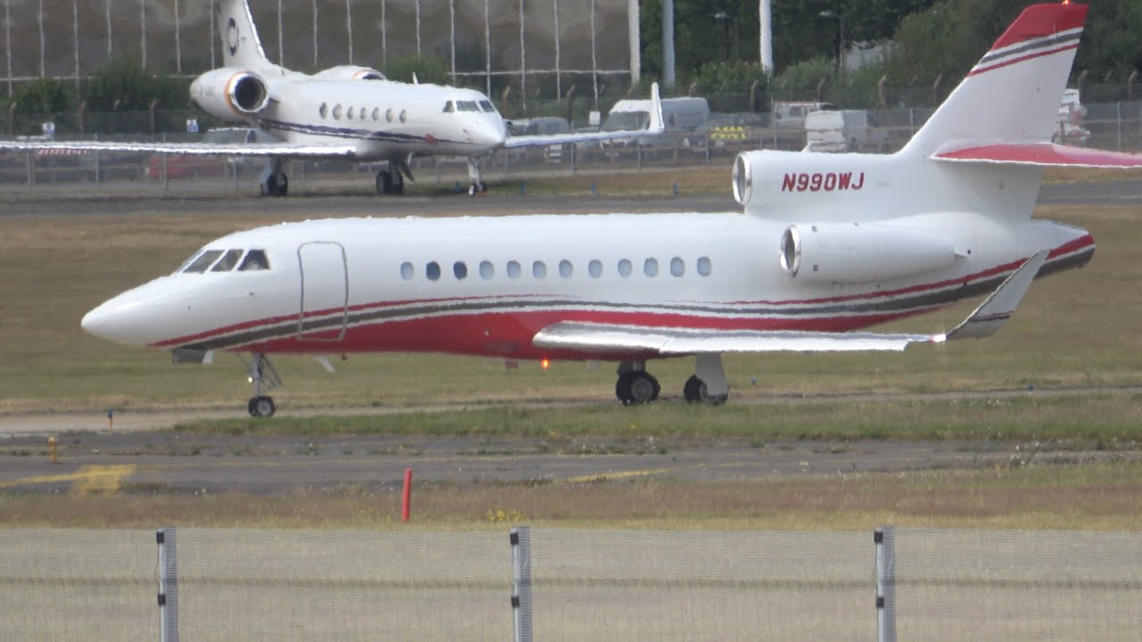 Farnborough - Dassault Falcon 900; Gulfstream G550; Bombardier Global. Lunchtime action. 6 July 2023