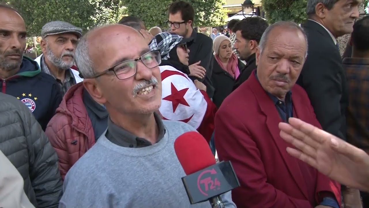 غليان أمام الكاميرا..انتقد أداء الرئيس قيس سعيد وقال إنه لم يأت بأي انجاز..فهاجموه!