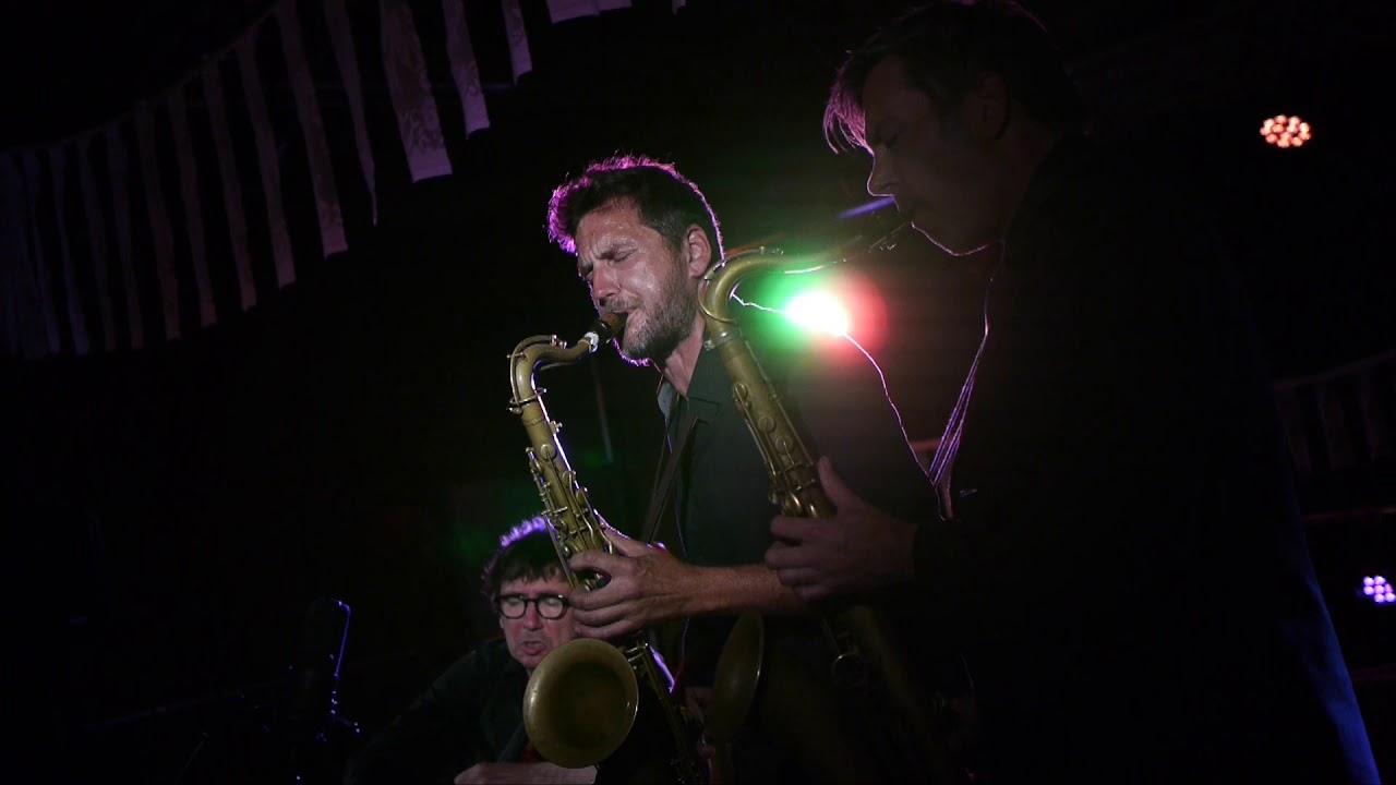 Vendredi, Vincent Courtois trio