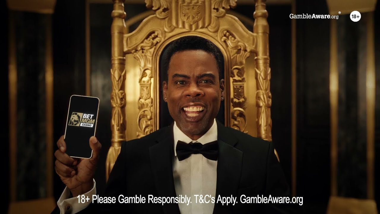 It&rsquo;s VEGAS, right here in your POCKET! | BetMGM Casino Chris Rock Ad
