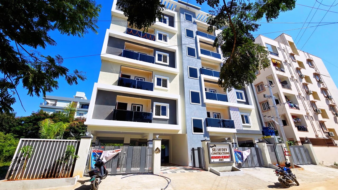 Совершенно новые 3-комнатные квартиры на продажу в Наллагандле [напротив торгового центра Апарна ...