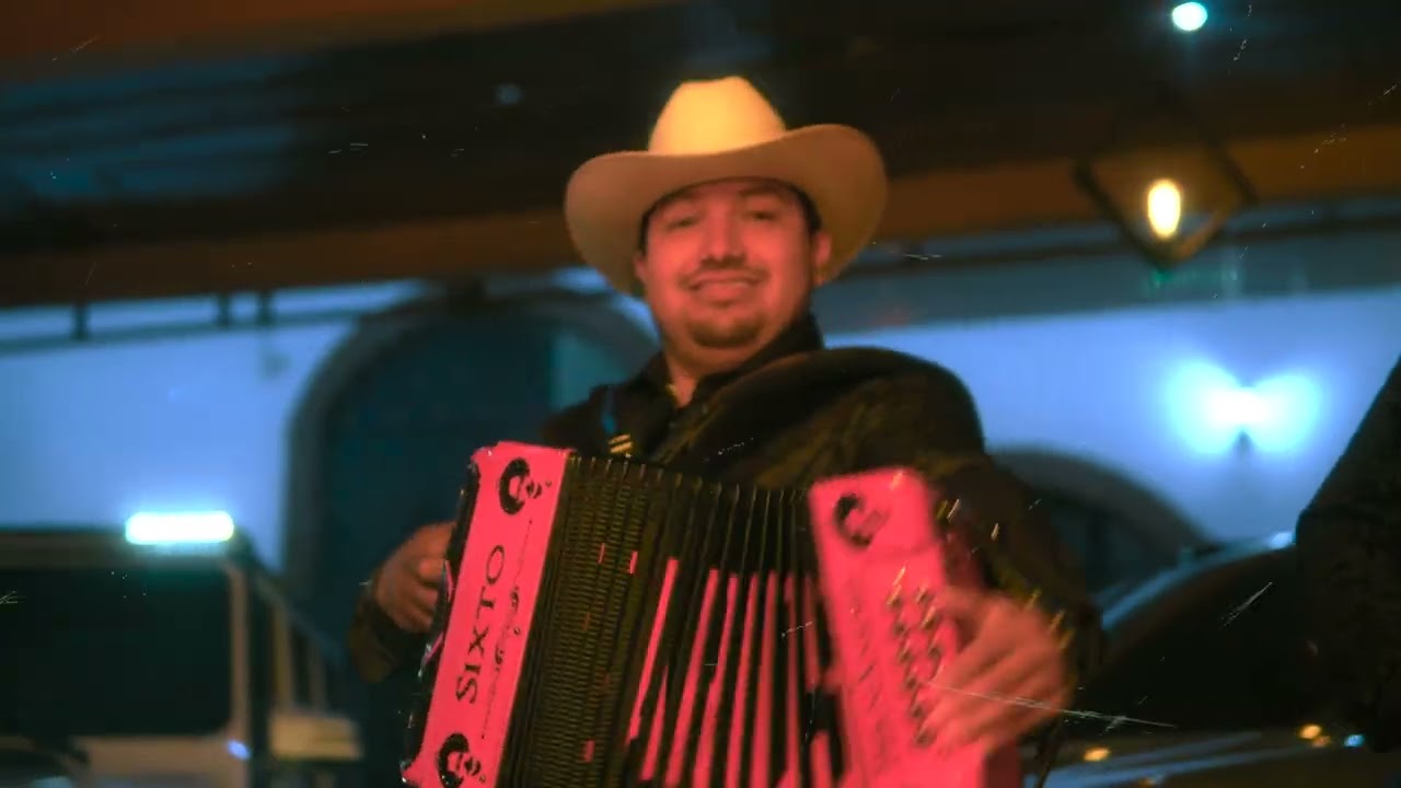 El Sierra - Grupo Revolucionarios (Video Oficial)