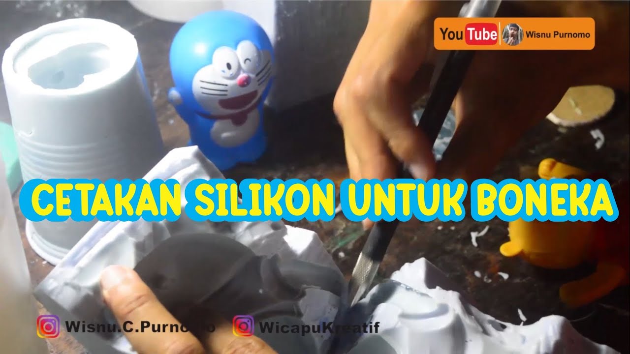 CETAKAN SILIKON UNTUK BONEKA