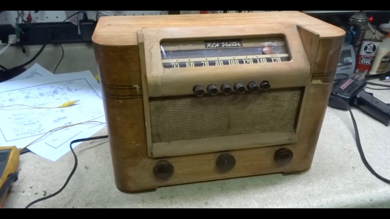 Repair Of A Junker 1940 RCA 16x4 Tube radio