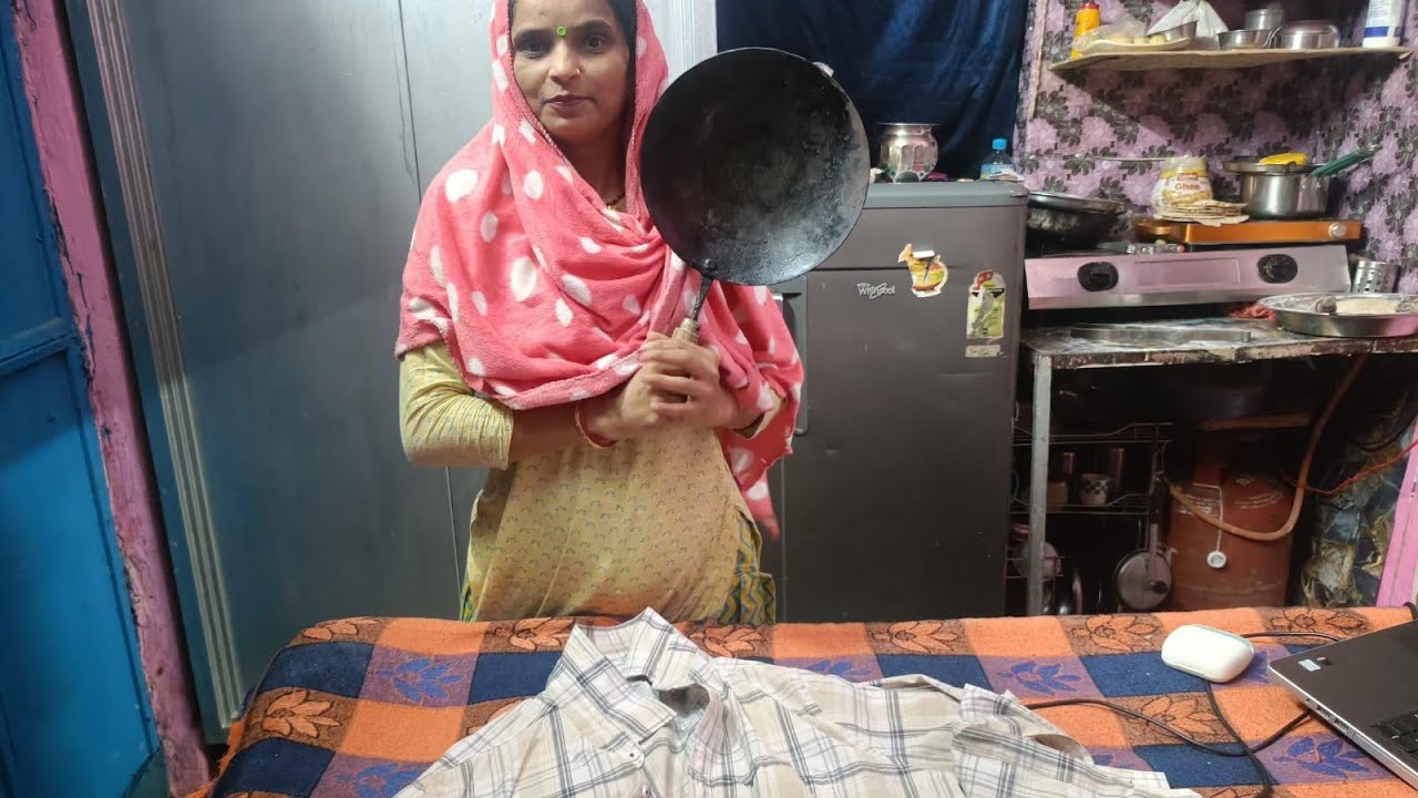 दिल्ली में  बहुत जोर की बारिश सर्दी हो गई भयंकर