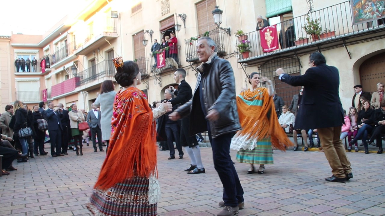 Bailes del Niño. Reyes: Helena Trespalacios y Manuel Arellano.-2