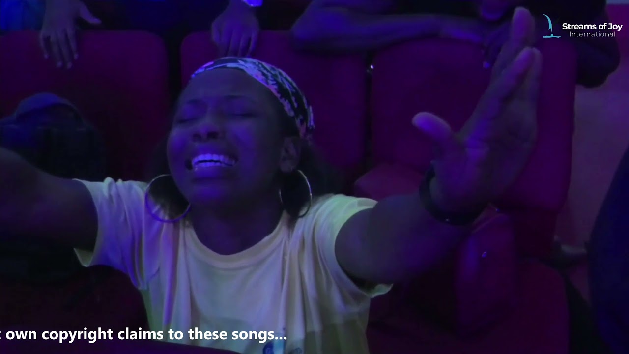 INTENSE ATMOSPHERE OF INTIMATE WORSHIP @STREAMS OF JOY INTERNATIONAL