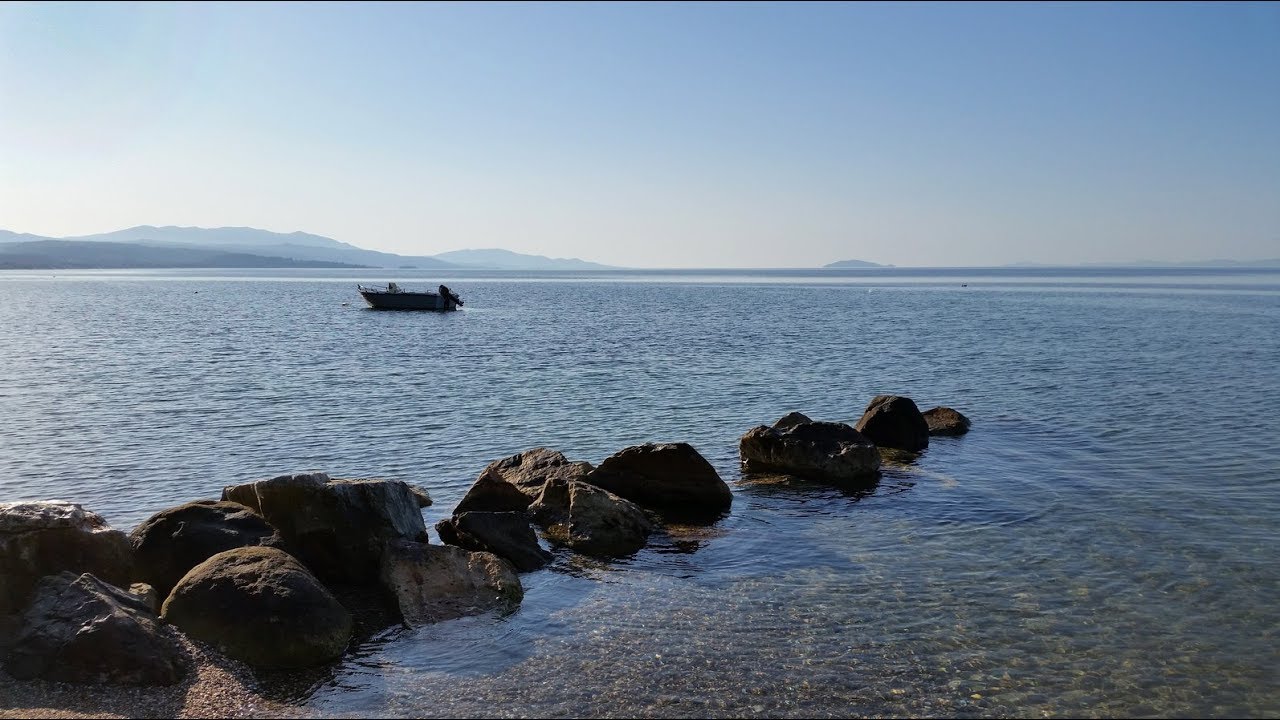 Пляж отеля PORFI BEACH HOTEL, Ситония, Халкидики, Греция. Документально.