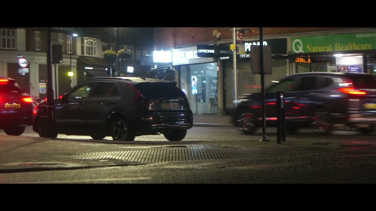 Panavision Panatar Ultra X 300 with Russian Volna 80 mm F 2.8 - night test shot