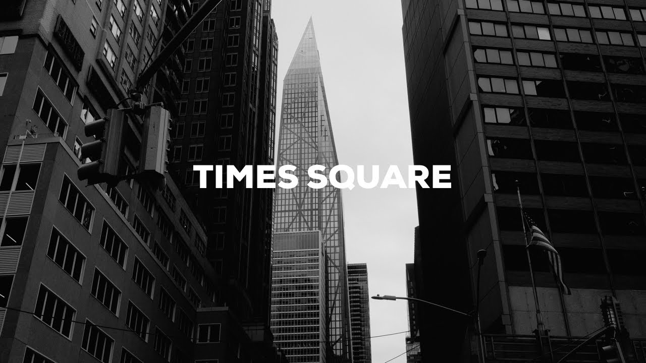 Street Photography in Times Square (X100V)