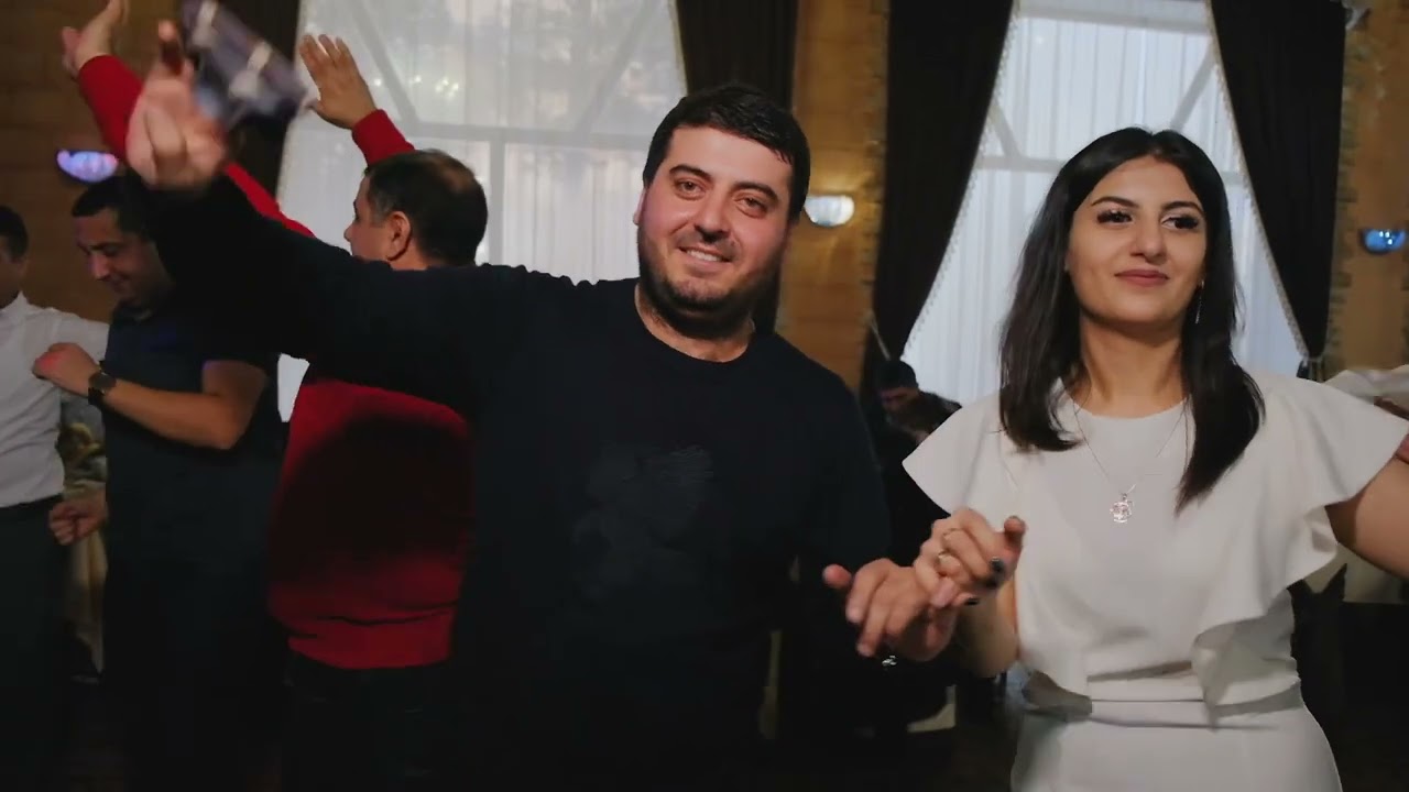 Б”ска -Роман,Ринат ,Арам ,Роберт ,Рустам  .  г.Минусинск