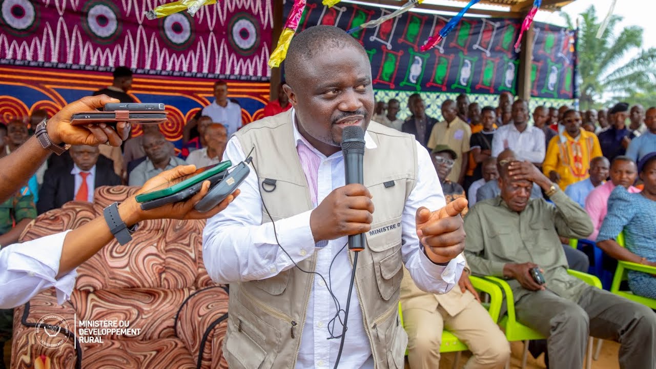 MUHINDO NZANGI Ministre du Développement Rural en Territoire de LOMELA Province de Sankuru