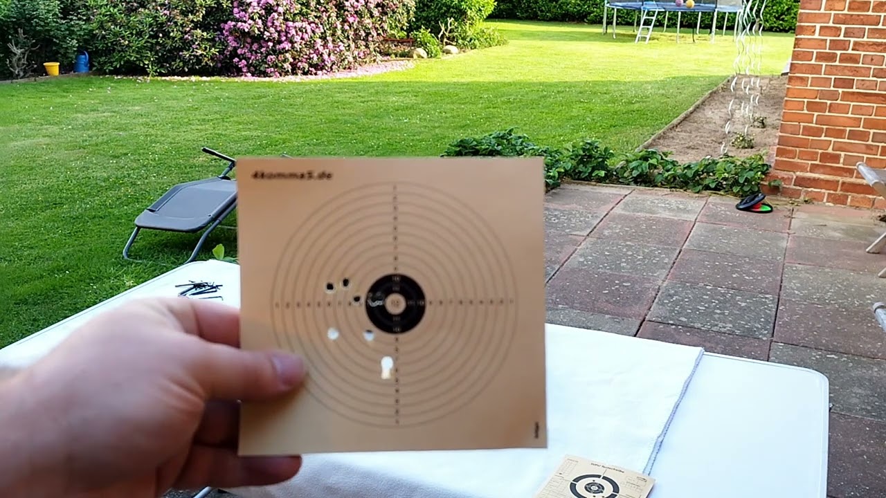 Weihrauch Luftpistole HW 44. Red Dot auf 30m