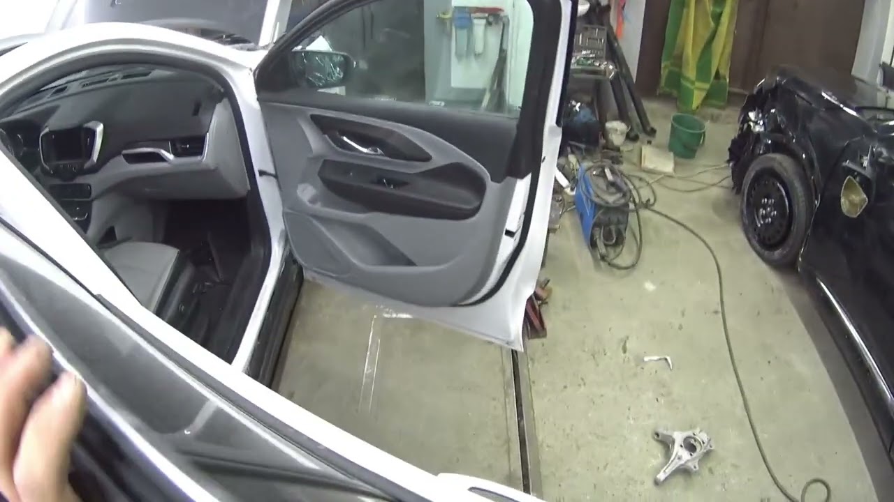 Накладка порога GMC terrain. Chevrolet Equinox. Снятие и установка.