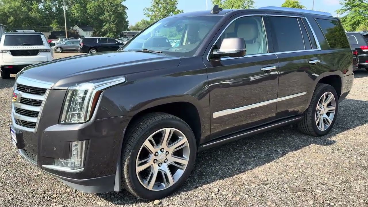 2016 Cadillac Escalade Premium Collection 4WD AV4275