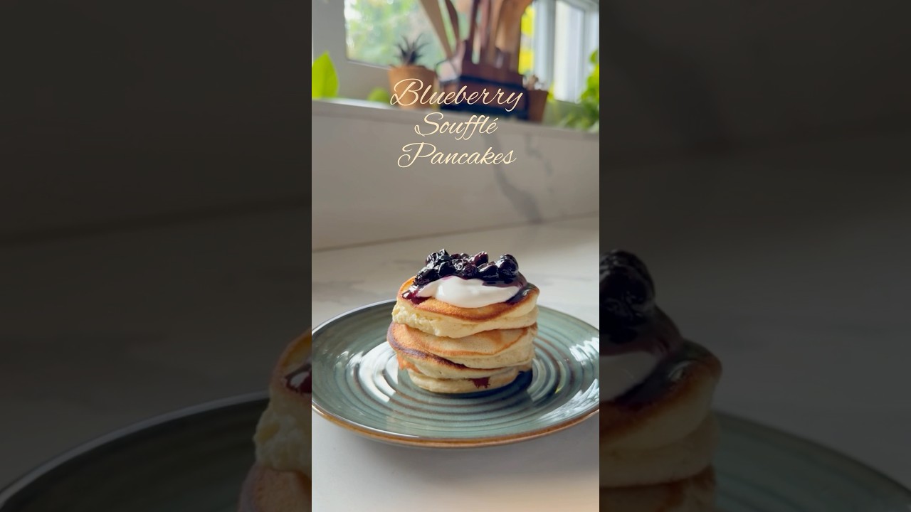 Blueberry Souffl&eacute; Pancakes🥞 #pancake #blueberry #soufflepancake #dessert #blueberrypancakes #sweet