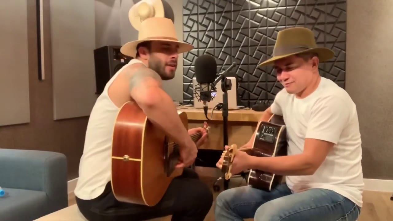 Cantor Gabriel e Rodrigo Marim - Mil razões chorar