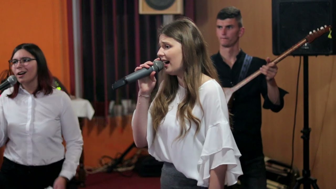 Ivona i Danica - Seka bratu dolazi na vrata - UŽIVO - Kuglana Lončari (Live Video)