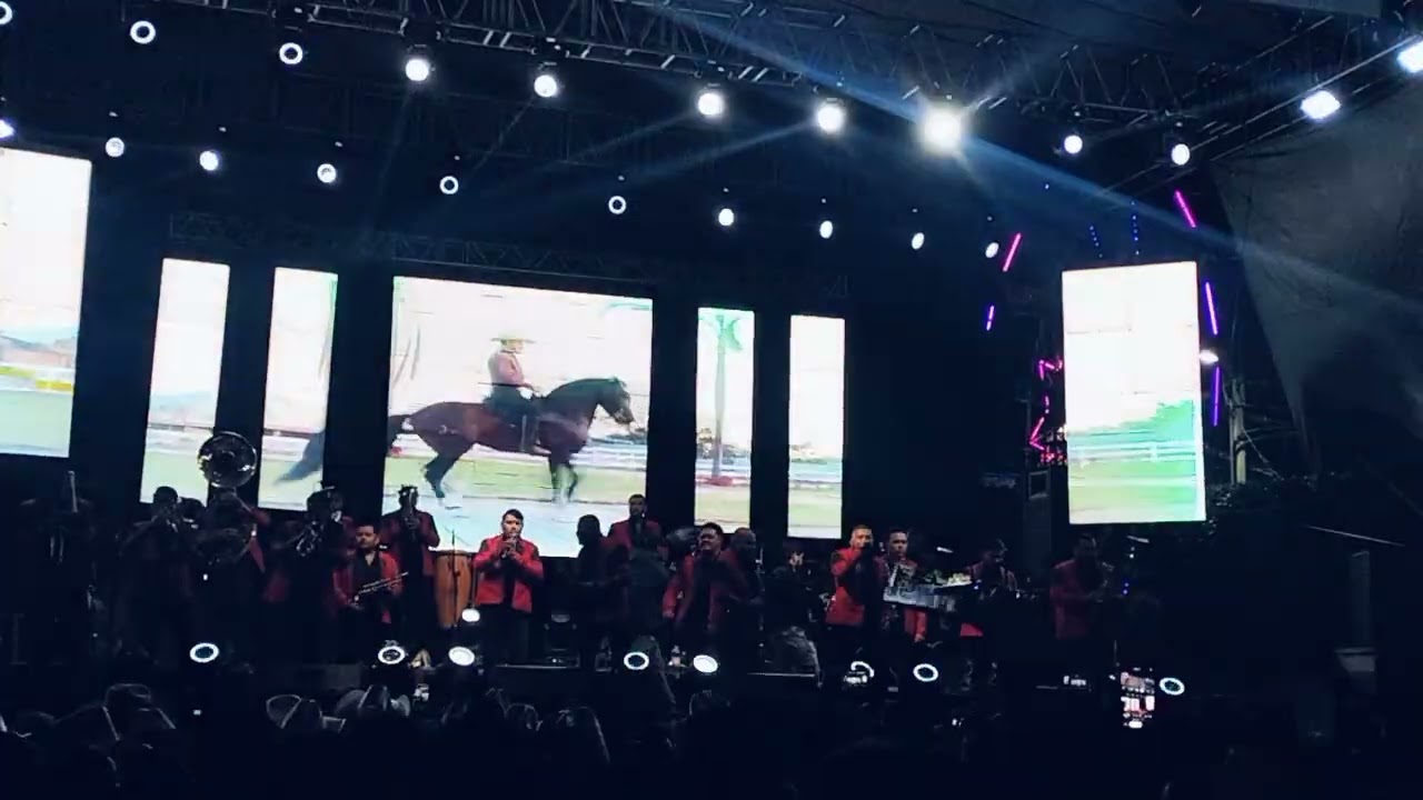 Banda La Costeña Al Mismo Nivel 