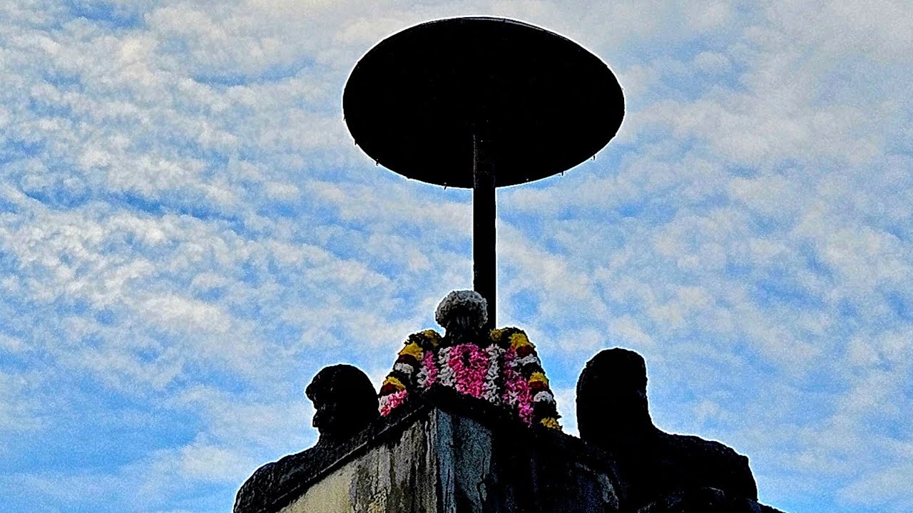 Nanguneri Garudan Thirumanjanam on Thai Velli day.
