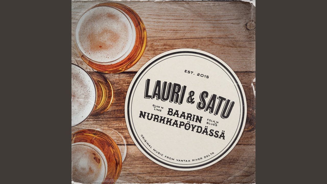Baarin nurkkapöydässä