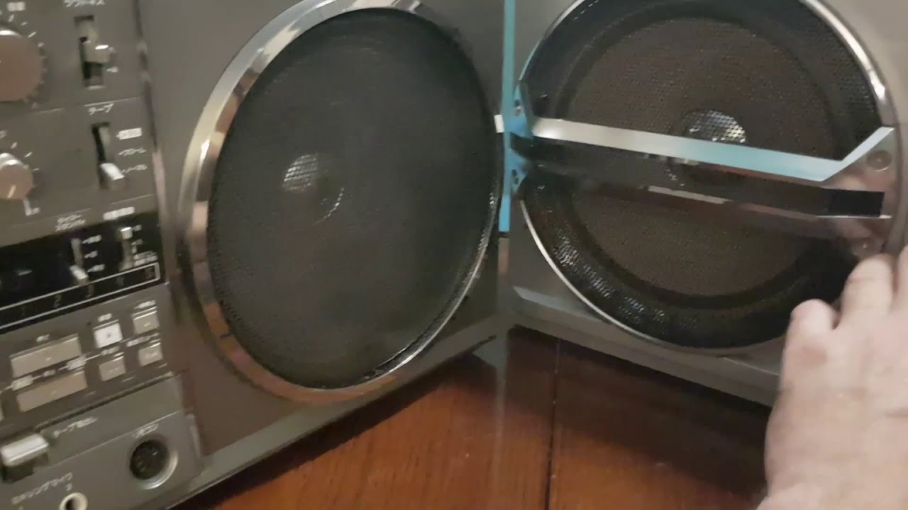 Сравнение звука Sharp GF-9000  и Victor M90