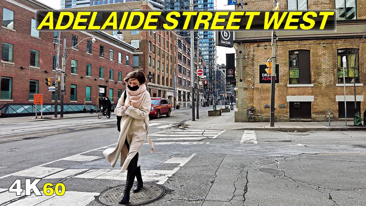 Walking a DEAD Downtown Toronto on Adelaide Street West (Jan 6, 2022)