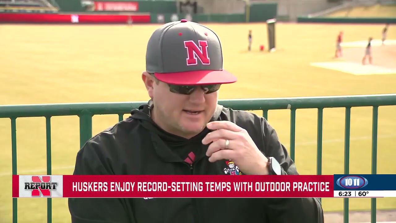 NReport: Huskers enjoy record-setting temps with outdoor practice