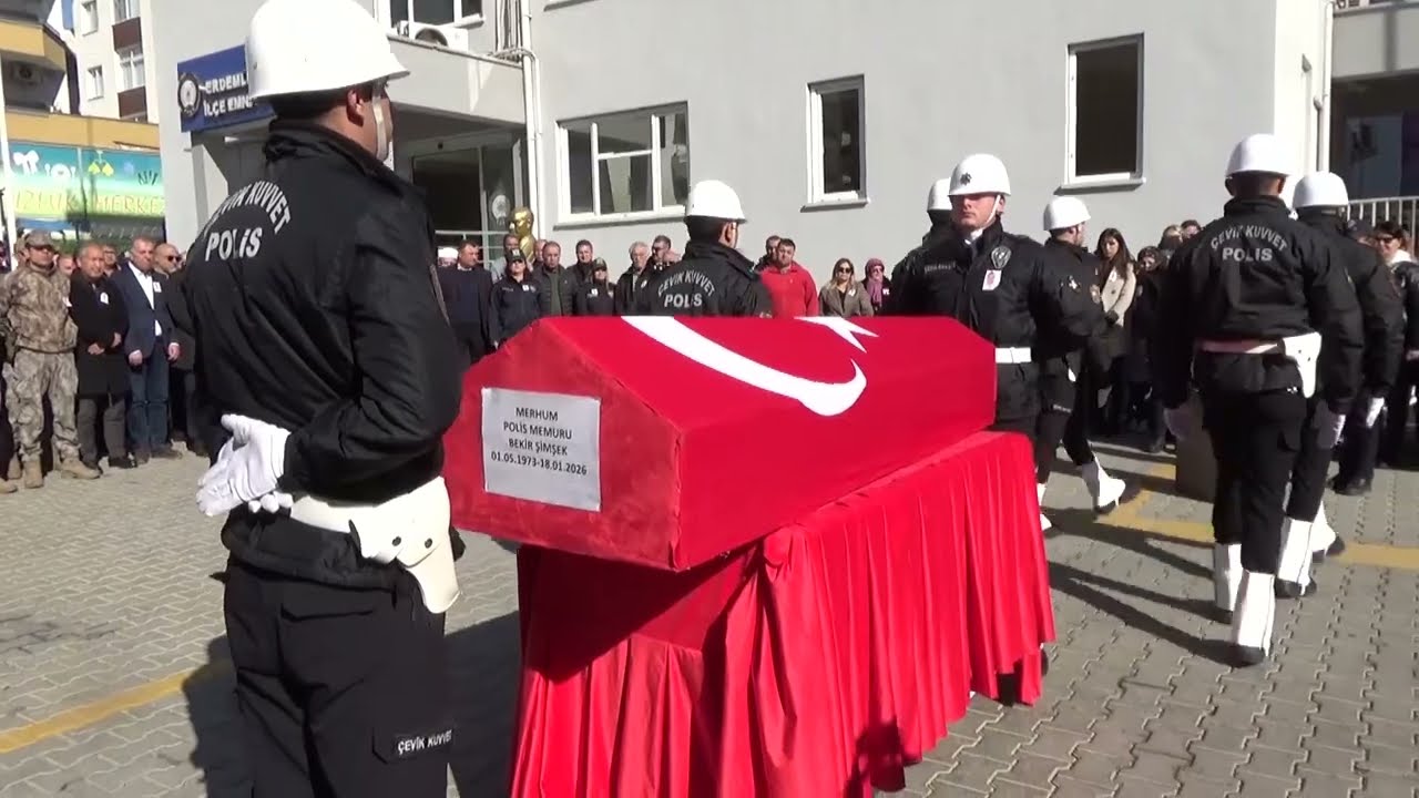 Kalp krizinden ölen polis memuru son yolculuğuna törenle uğurlandı