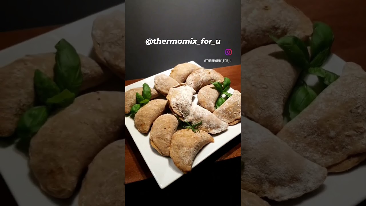 Mini calzone z Thermomixa #calzone #thermomix #italianfood #food #wloskiejedzenie #jedzenie #yummy