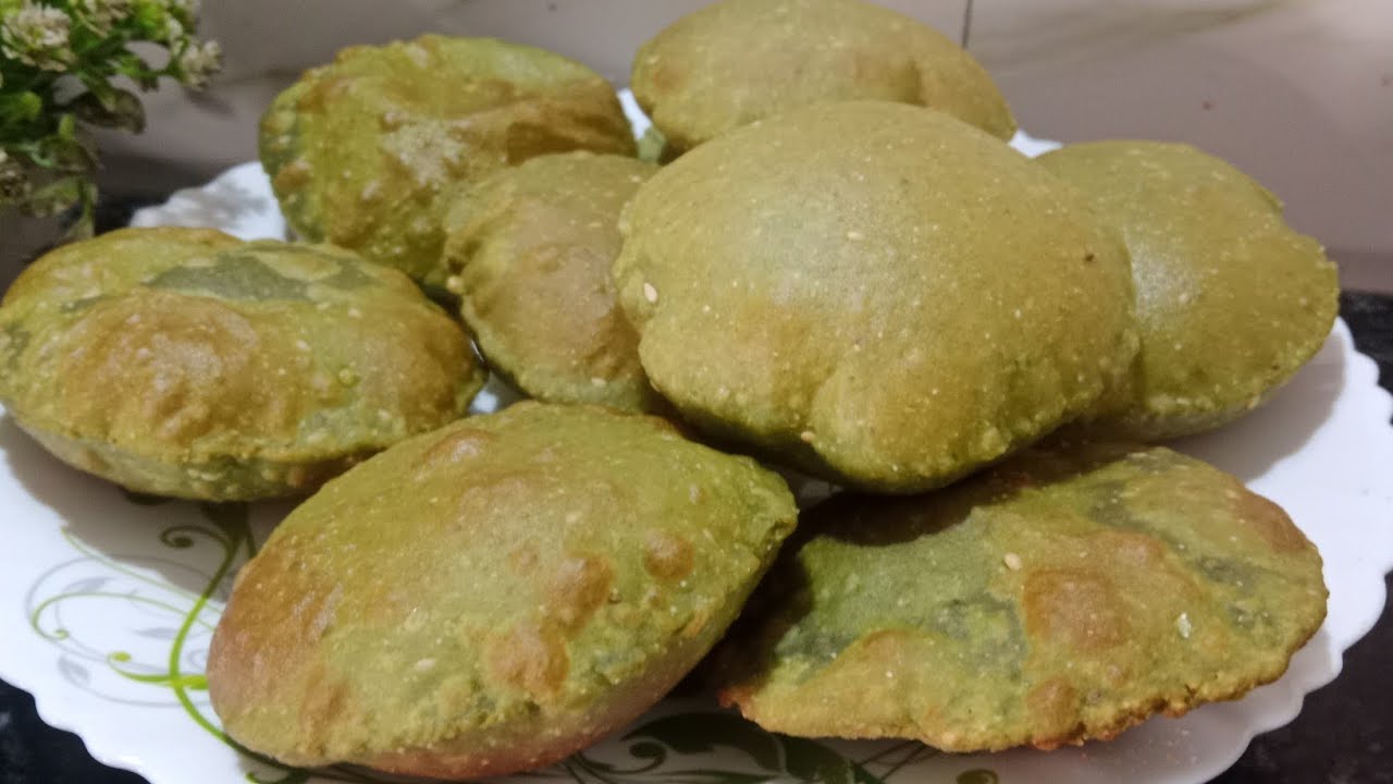 Crispy Masala Palak Puri Recipe। मसाला पालक पुरी। Spinach Puri। ऐसी पालक पुरी की एक बार बनाएंगे तो 