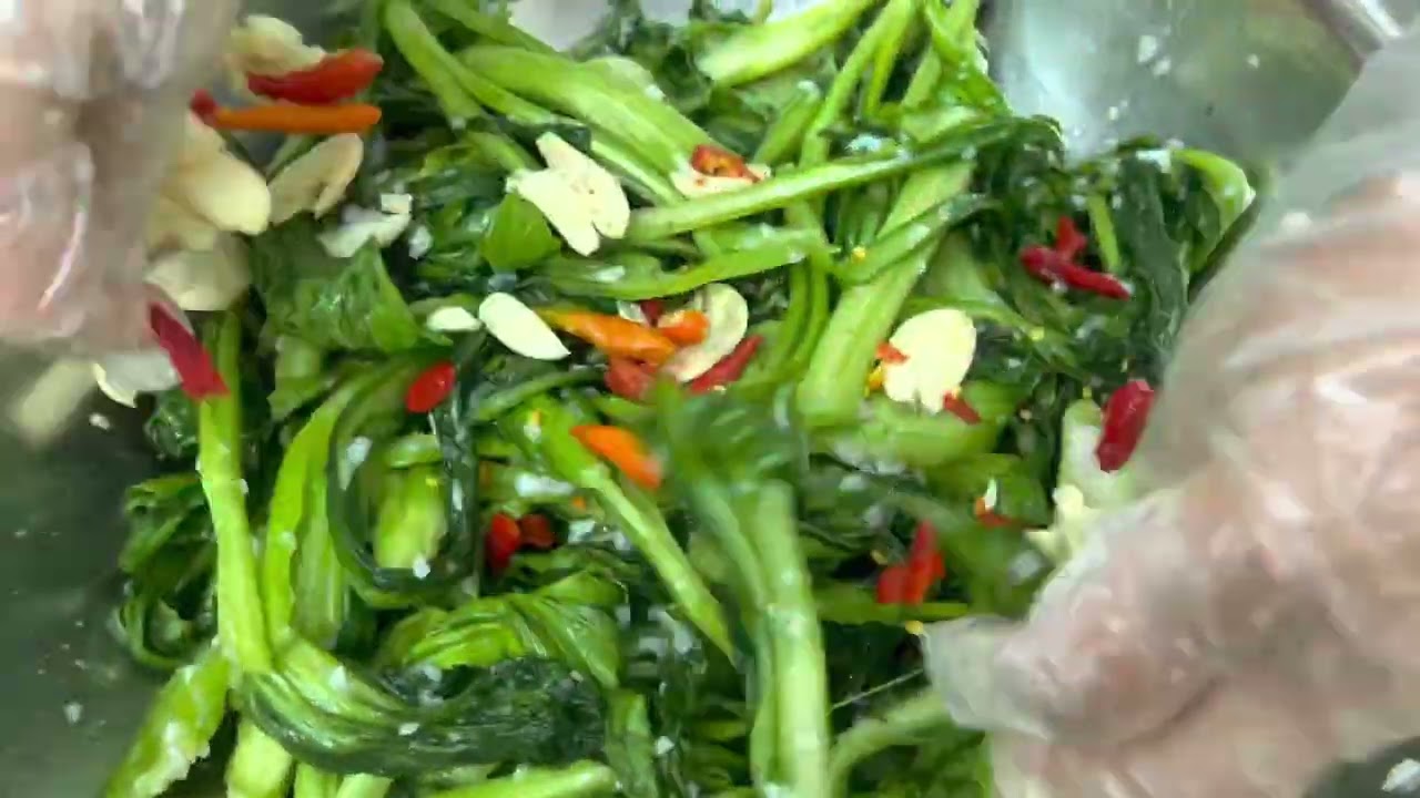 Cooking: Hmong zaub qaub yooj yim- pickled mustard greens
