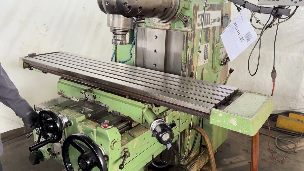 GAMBIN MODEL 3M UNIVERSAL MILLING MACHINE. STOCK # 0340225.