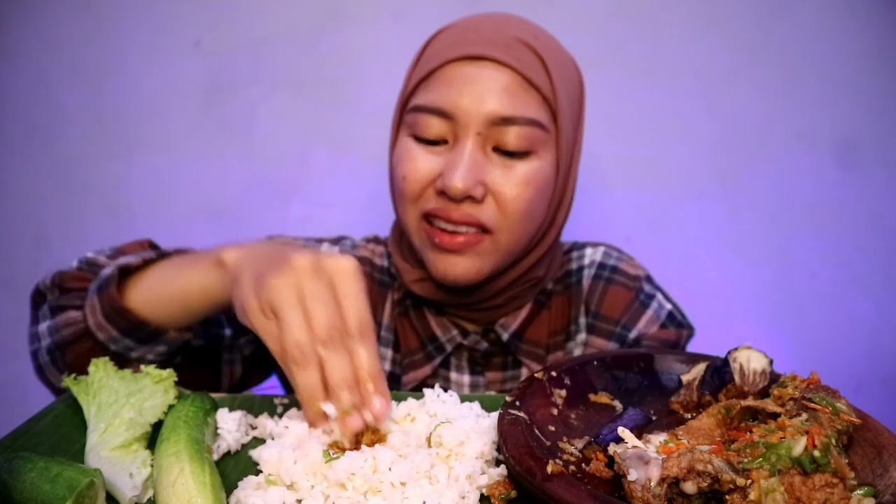 AYAM GEPREK TERENAK SAMBELNYA MELIMPAH 🤤🤤
