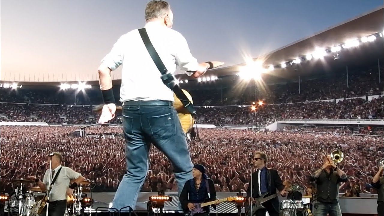 Bruce Springsteen and The E Street Band - Twist And Shout - Helsinki 12/07/2024