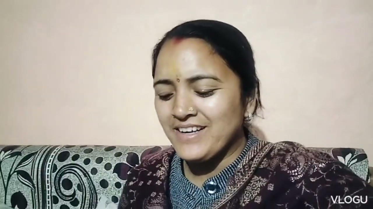 मिलिए हमारे गांव की छोटी ब्लोगर से,,🤭❣️❣️