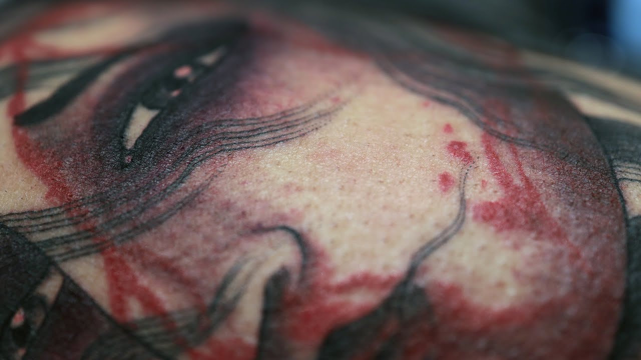 Namakubi tattoo: super fast hair outlining with custom needles grouping by Luca Mamone