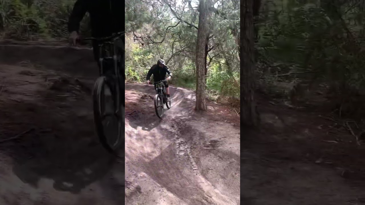 Dh bike shredding #trek #session #mtb #fyp