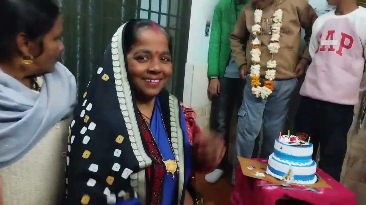#radheradhe #birthday #ke #gift #ki #anboxing #please_subscribe_my_channel @sandhyaravi_009 🥳🥳🥳🥳🥳