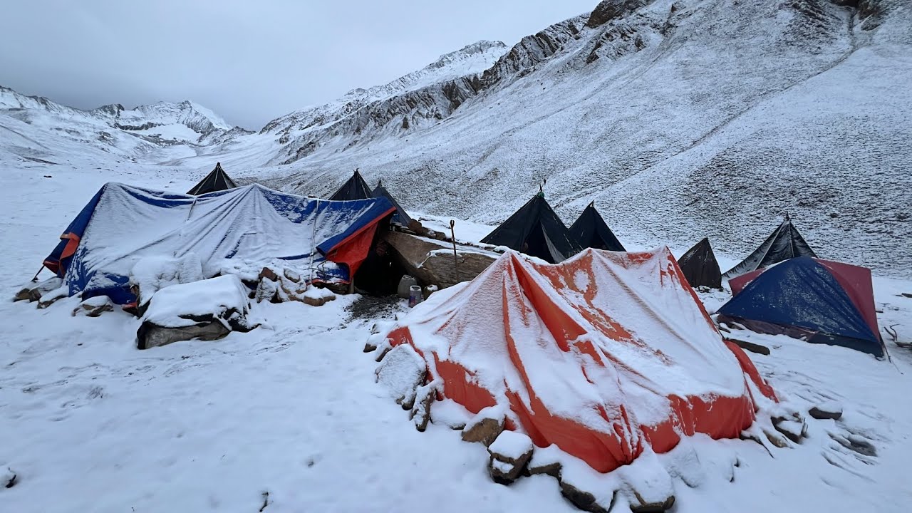 Best Life in A Himalayan Village During The Snowfall | Most Relaxing | Mountain Documentary Video