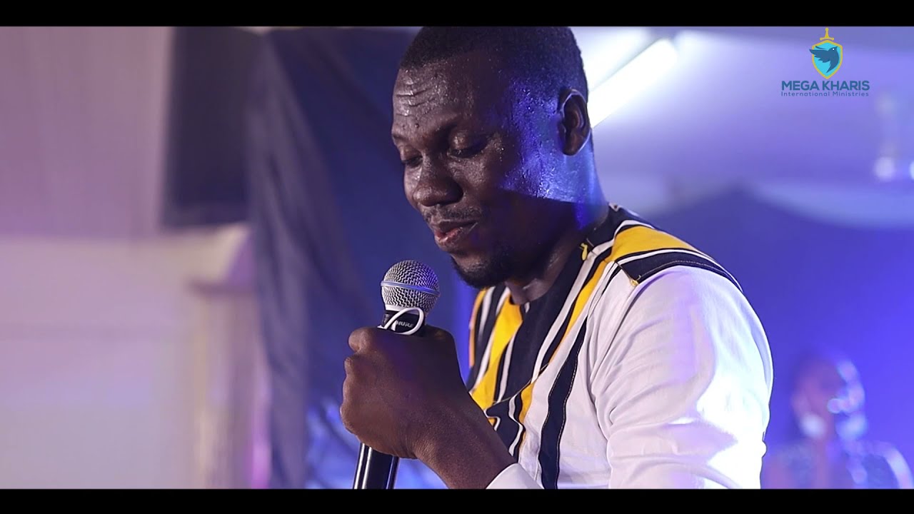 Brian Kuffour - Ghana Worship Medley [Live at Celebrating The King]