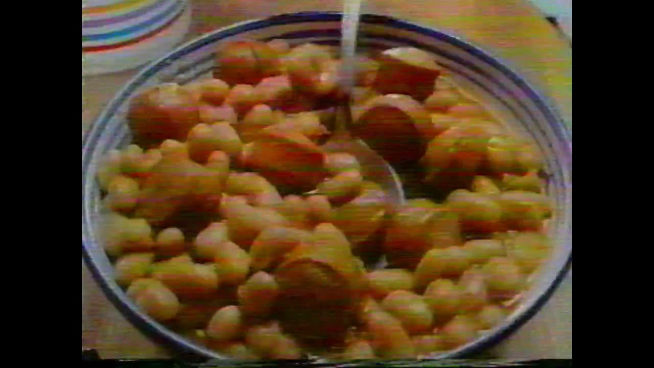 Greatest Commercial of the 90s: Beanie Weenie Ad