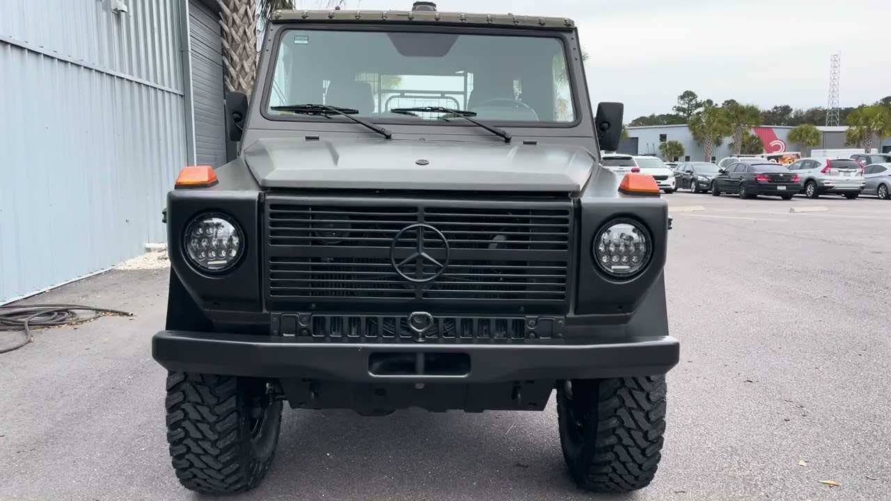 1993 Mercedes/Puch 230GE Walk around