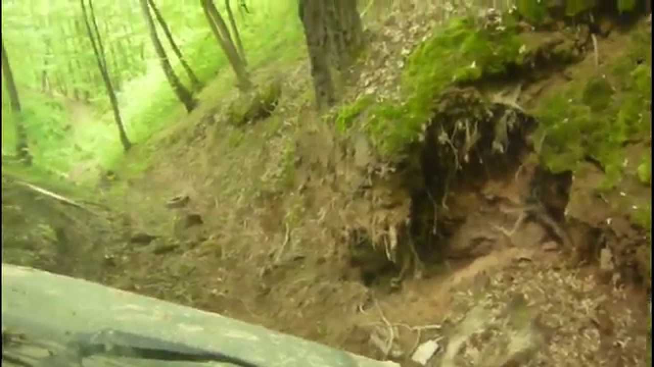 Zdobycie wąwozu na Camp4x4 - ISUZU TROOPER 2,8