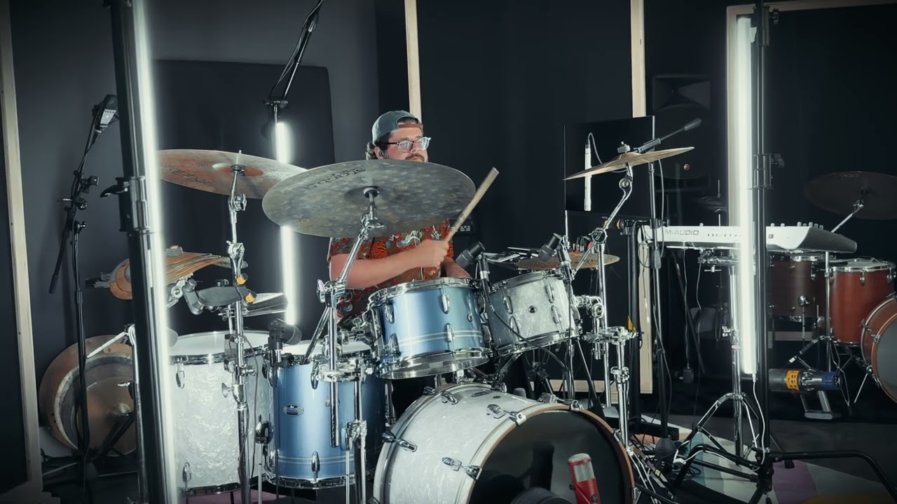 STUDENT VID: Mike VS Some Skunk Funk